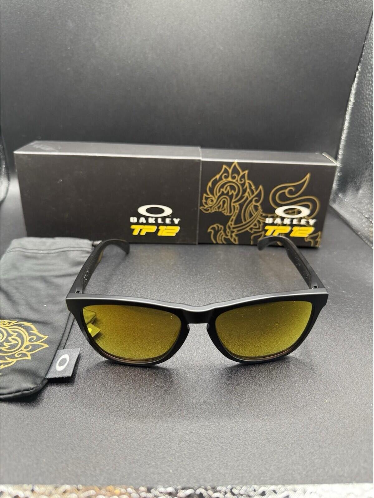 Oakley Frogskin X Tp12 Matte Black W/Fire Lenses